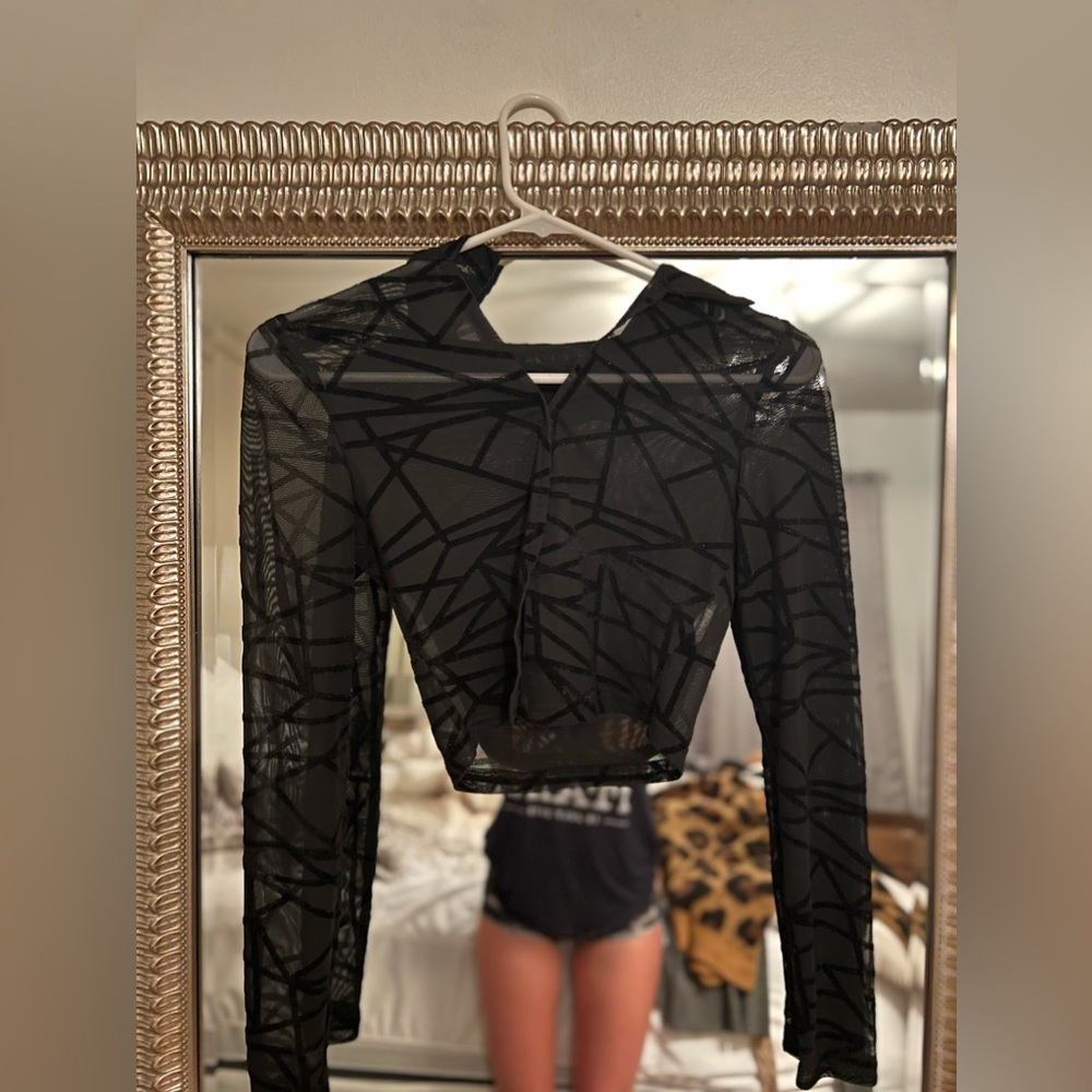 See through crop